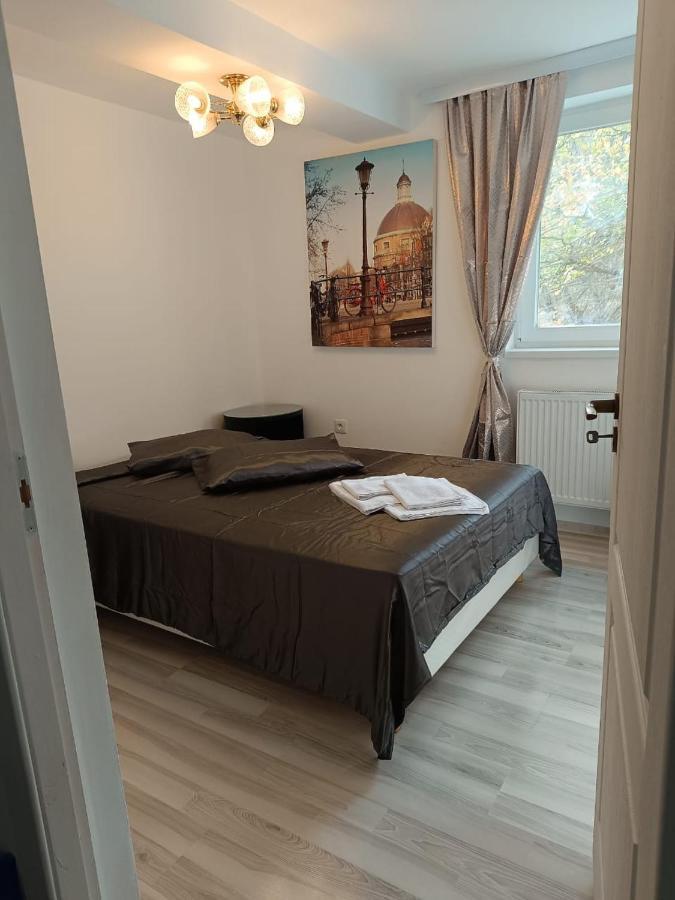 Hotel Viv Rosetti à Iasi Extérieur photo
